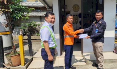 Petugas PJL Penyelamat Pejalan Kaki di Perlintasan Diganjar Penghargaan