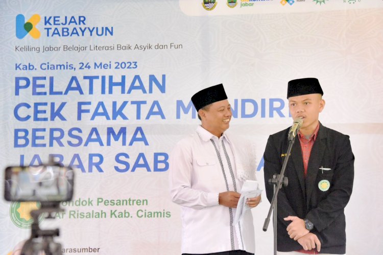 Cegah Sisi Negatif Dunia Digital, Santri di Ciamis Dapat Wawasan Cek Fakta Mandiri