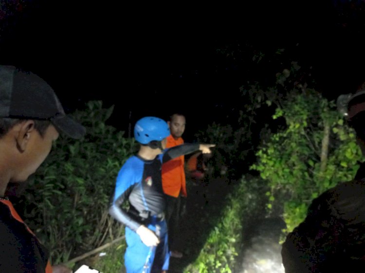 Tim SAR Cari Korban Terseret Arus Sungai di Cianjur