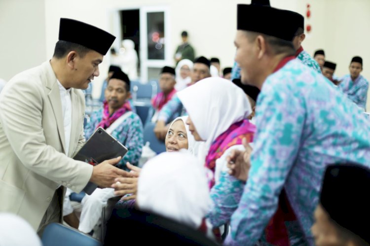 Calon Jemaah Haji Asal Jawa Barat Mulai Diberangkatkan dari Embarkasi Kertajati