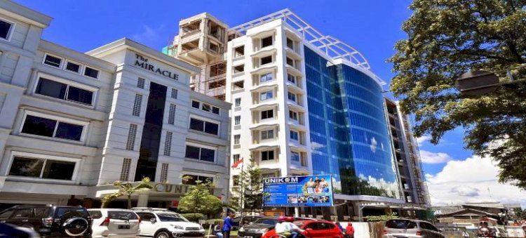Unikom Raih Akreditasi Unggul dari BAN-PT