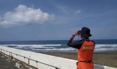 Tim SAR Gabungan Temukan Korban Tenggelam di Pantai Pangandaran