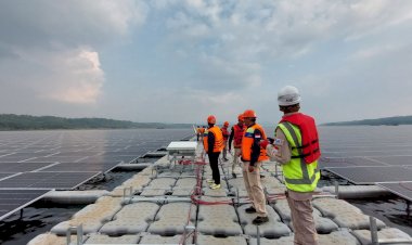 Genjot Pembangunan Pembangkit EBT, PLN Cek Progres Pembangunan Proyek PLTS Apung Cirata dan PLTA Jatigede
