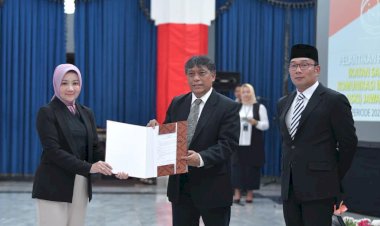 Lantik ISKI Jabar, Ridwan Kamil Ingatkan Tantangan di Era Disrupsi yang Semakin Cepat