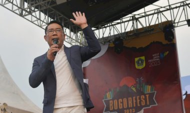 Kukuhkan Duta Pelajar Sadar Hukum Jabar, Ridwan Kamil: Tidak Boleh Ada Perundungan di Sekolah