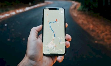 Cara Melacak HP Hilang Pakai WhatsApp dan Google