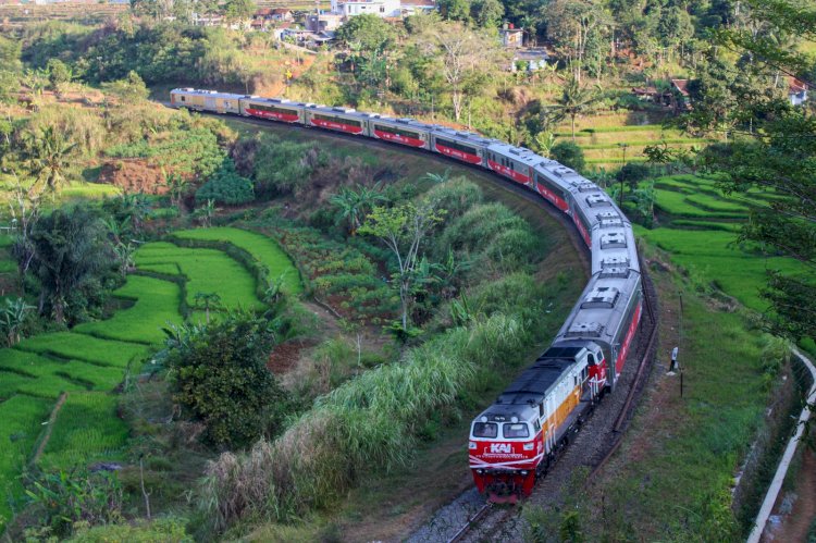 Peringati HUT Ke-78 RI, Daop 2 Bandung Hadirkan Promo Satset