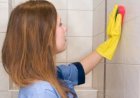 Cara Ampuh Membersihkan Keramik Kamar Mandi Kuning