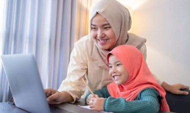 Pola Asuh Orang Tua yang Bikin Anak Cerdas