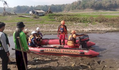 Tim SAR Gabungan Temukan Korban Tenggelam di Sungai Citarum