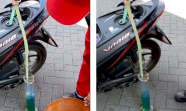 Tak Mau Terima Dibayar Pakai Uang Jelek, Petugas SPBU Sedot Lagi Bensin yang Sudah Dibeli Pengendara Motor