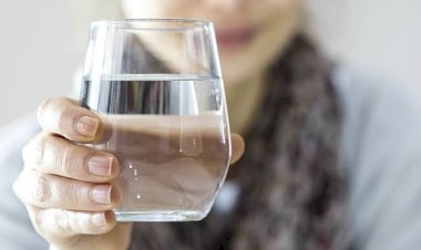 Viral Larangan Minum Air Putih Setelah Makan