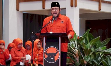 Ribuan Kader dan Relawan PDIP Jabar Antar  Ganjar - Mahfud MD Daftar ke KPU