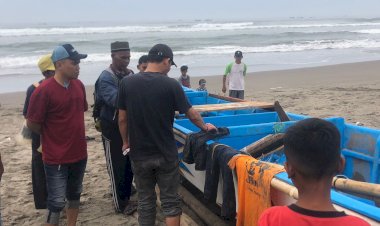Tim SAR Gabungan Cari Nelayan yang Masih Hilang di Pantai Cianjur
