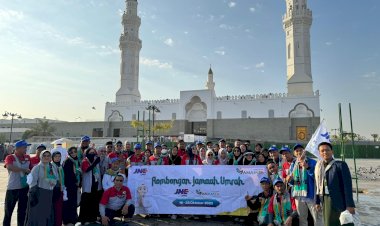 JNE Berangkatkan Umroh 345 Karyawan ke Tanah Suci