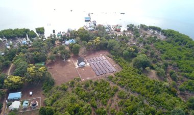 SEI Bangun PLTS Komunal di Enam Pulau Terpencil