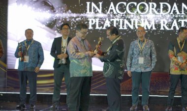 Bio Farma Kembali Sabet Penghargaan Platinum di Ajang Asia Sustainability Report Rating 2023﻿