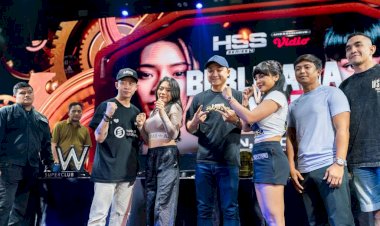 Berlliana Lovell VS Dinar Bakal Adu Jotos di Ring Tinju
