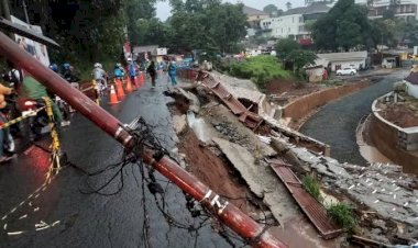 BPBD Kota Bogor Atasi Longsor di Tebing Raya Batu Tulis
