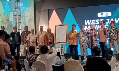 Pemdaprov Jabar Raih Penghargaan Meritokrasi dari KASN