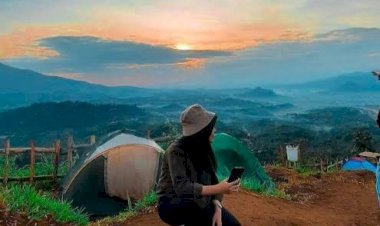 Camping Murah Tanpa Bawa Tenda dengan View City Light Kota Sumedang