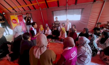 Indosat  Salurkan Bantuan Bagi Korban Gempa Sumedang