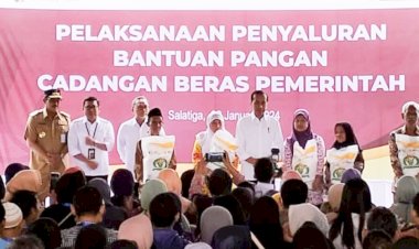 Presiden Joko Widodo Serahkan Bantuan Beras di Kota Salatiga