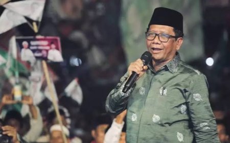 Mundurnya Mahfud MD Harus Jadi Contoh Kabinet Jokowi