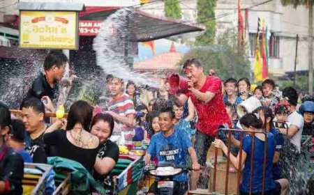 Tradisi Imlek yang Unik Ini Cuma Ada di Indonesia