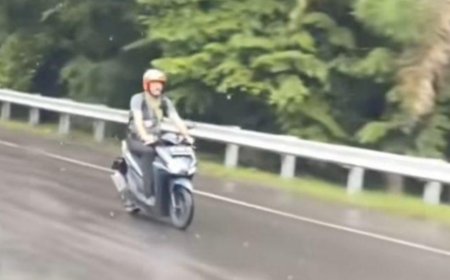 Bule Naik Motor Nyasar Masuk Tol