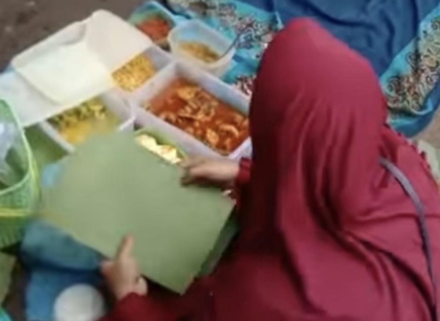 Heboh Wanita Jual Makanan di Tengah Jalan Macet 3 Km