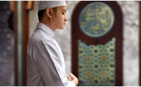 Tata Cara Shalat Tarawih 11 Rakaat 4 4 3 Lengkap dengan Bacaan Niat 