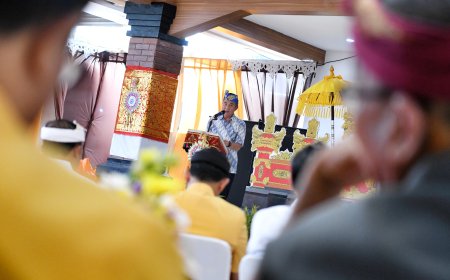 Hadiri Bakti Sosial PHDI Jabar, Bey: Wujud Kerukunan Antarumat Beragama