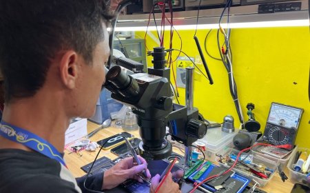 Ada Service iPhone di Bandung Tawarkan Garansi 1 Tahun dengan Sparepart Hasil Riset