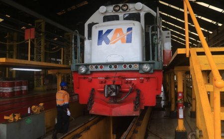 Daop 2 Siapkan 24 Lokomotif dan 244 Kereta Guna mendukung Angkutan Lebaran Tahun 2024