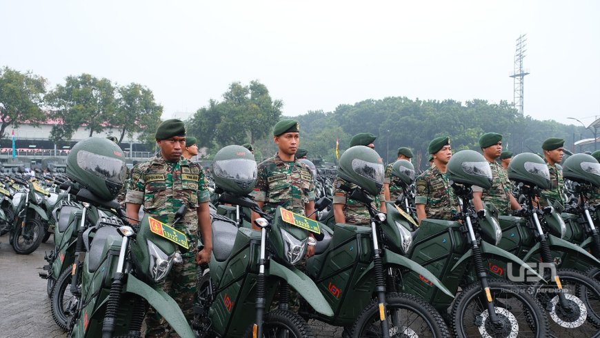 Len Industri Pamerkan 900 Unit Motor SPRINT di Rapim TNI-Polri
