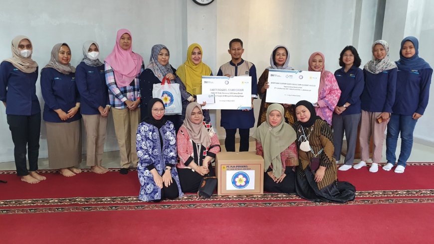 Srikandi PLN Bagikan Perlengkapan Indah dan Santunan Jelang Ramadhan 2024