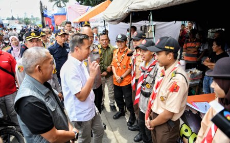 Pj Gubernur Jabar Tinjau Posko Lebaran di Simpang Tol Padalarang