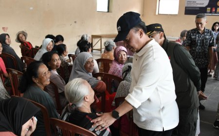 Sekda Herman Suryatman Pantau Arus Mudik di Kuningan