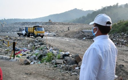 Sekda Herman Suryatman Cek TPA Sarimukti