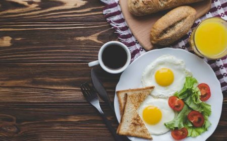 Menu Sarapan yang Sebaiknya Dihindari Biar Tak Bikin Perut Buncit