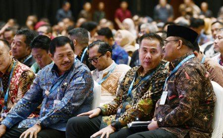 Jawa Barat Terbaik Pertama Pembangunan Daerah