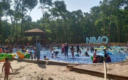 Ada Wisata Pantai Pasir Putih di Tengah Hutan, Baru Banget Buka!