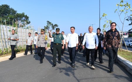 Bey Machmudin Cek Progres Perbaikan Jalan Tegalgubug - Arjawinangun