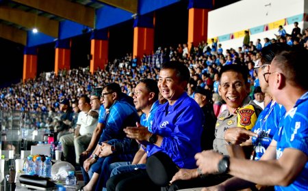 Jika Cuaca Mendukung, Nobar Persib di Gedung Sate