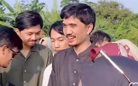 Duta Sheila On 7 Rutin Sumbang Hewan Qurban
