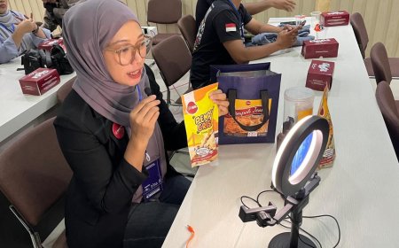 Belajar Live Streaming, SBM ITB dan Dekranasda Jawa Barat Mengakselerasi Digital Marketing UMKM