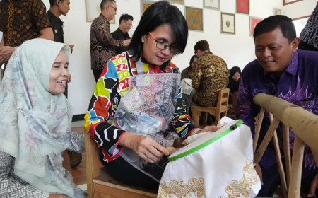 Layanan Batik Fasilitasi Industri Kecil dan Menengah di Tasikmalaya