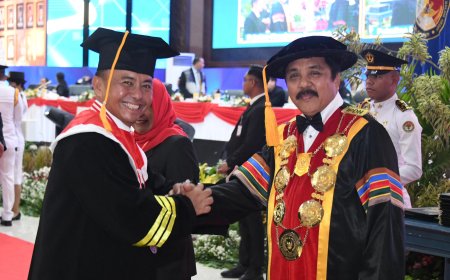 Raih Gelar Doktor Ilmu Pemerintahan, Begini Harapan Sekda Jabar