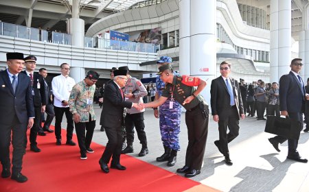 Wapres Ma'ruf Amin Lantik 1.079 Pamong Praja Muda IPDN